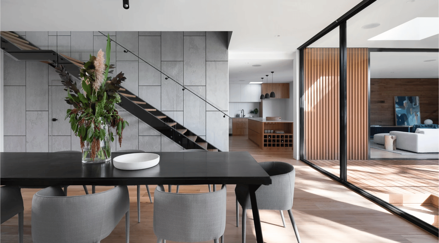 User interface of iDesigner app showing 3D home design feature